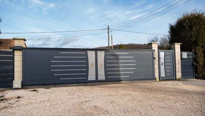 Fabrication portes de garage Velles
